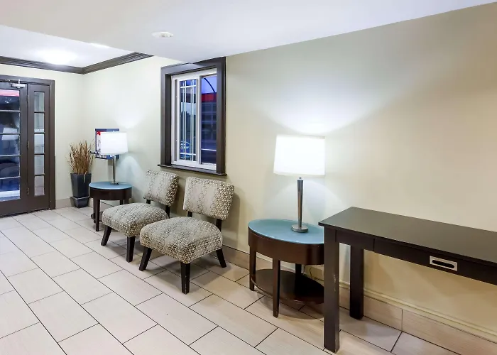 Howard Johnson By Wyndham San Diego Hotel Circle