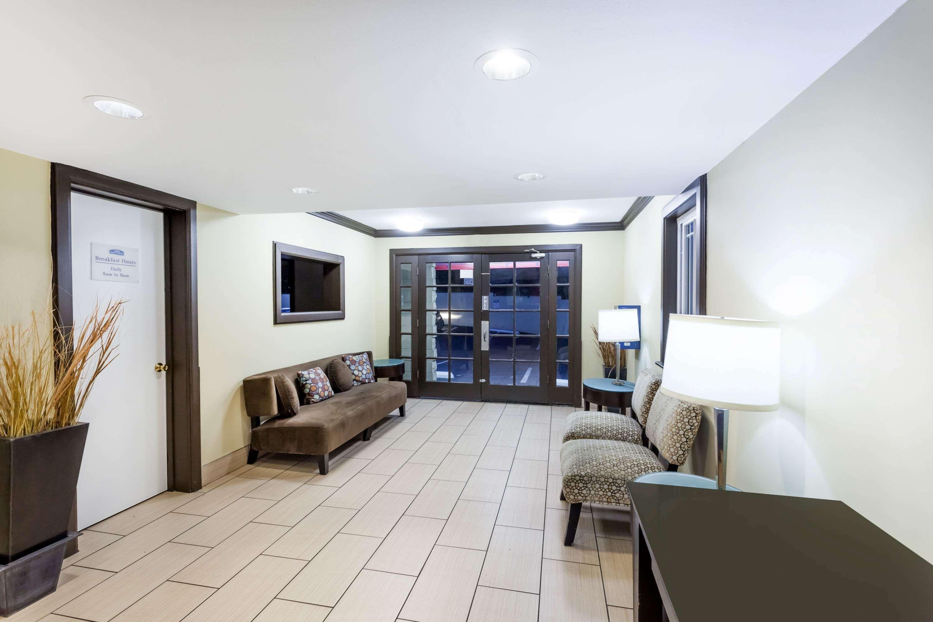 Howard Johnson By Wyndham Circle 3*